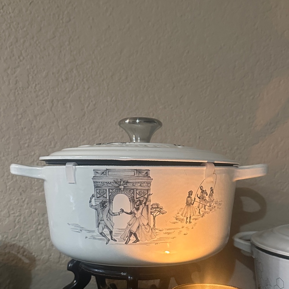 Limited Edition  Sheila Bridges Le Creuset Cast Iron Dutch Oven